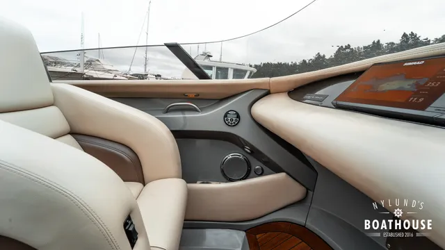Donzi 28 Fearless Yacht