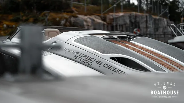 Donzi 28 Fearless Yacht