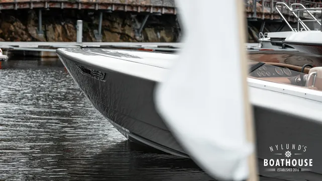 Donzi 28 Fearless Yacht