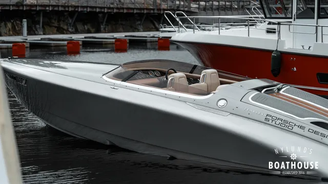 Donzi 28 Fearless Yacht