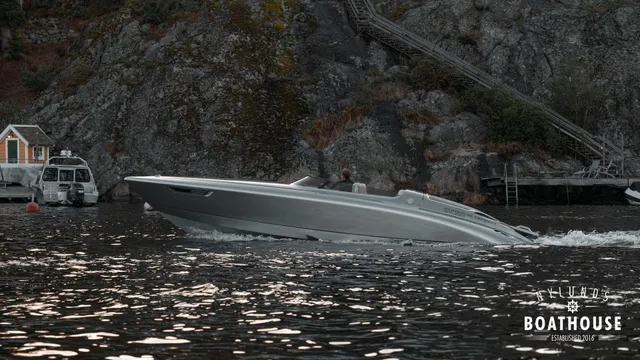 Donzi 28 Fearless Yacht