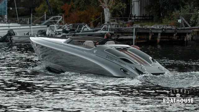 Donzi 28 Fearless Yacht
