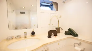 Elegance 68