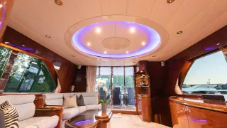 Elegance 68