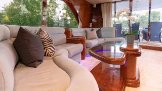 Elegance 68